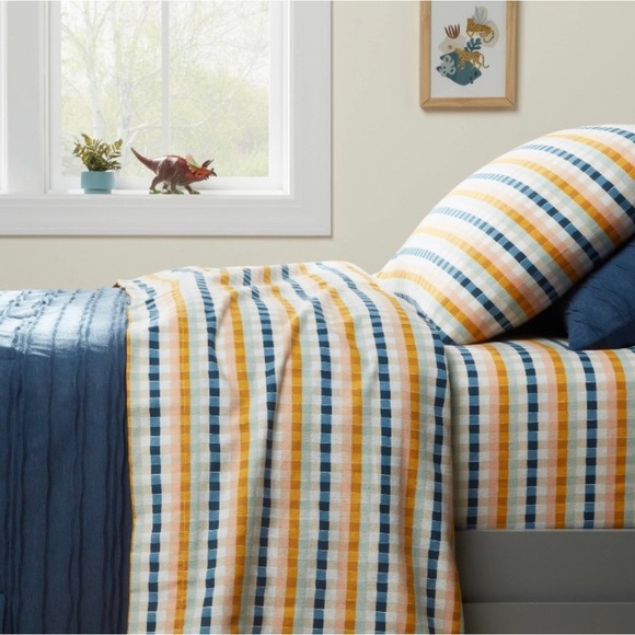 NWT Pillowfort 3 piece twin size 100% cotton plaid flannel sheet set - Picture 3 of 5